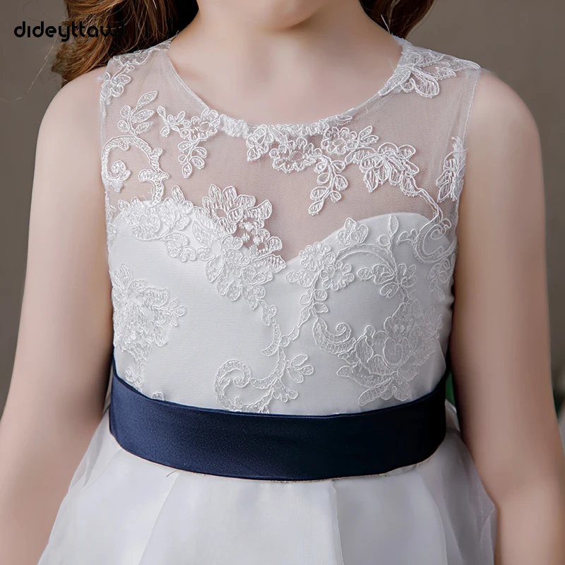 Dideyttawl Tiered First Communion Sleeveless Tea-Length Flower Girl Dress For Wedding Party Lace Junior Bridesmaid Gown