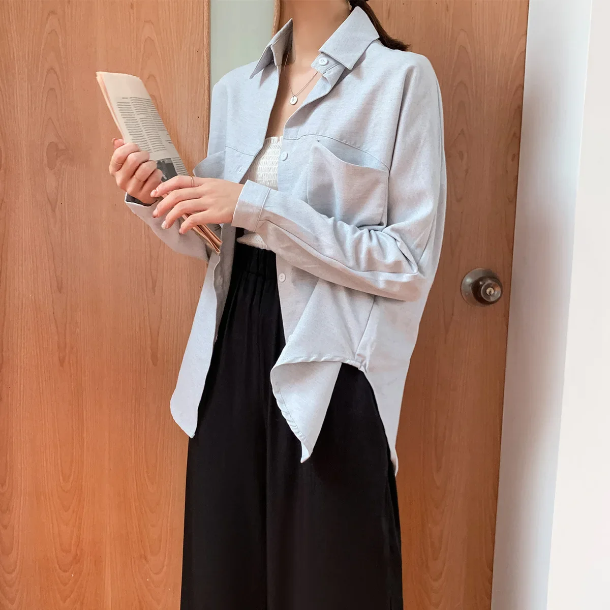 Women Shirts Autumn Thick Density Long Sleeve Tops With Pockets Temperament Office Lady Clothes Solid Color Loose Cotton Blouse