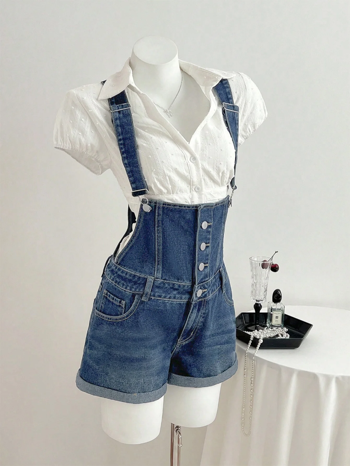Damen-Overall-Shorts aus lockerem blauem Denim, amerikanischer Y2K-Stil, koreanische, dünne, hoch taillierte 2026 Sommer-Streetwear-Shorts mit Bündchen, lässige Shorts – Detail 1