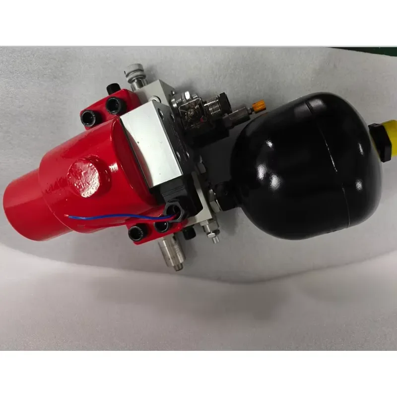 Hydraulic Manifold Block Six-Way Solenoid Valve Accumulator Control Valves for Forklifts 250 Bar Aluminum Steel Construction