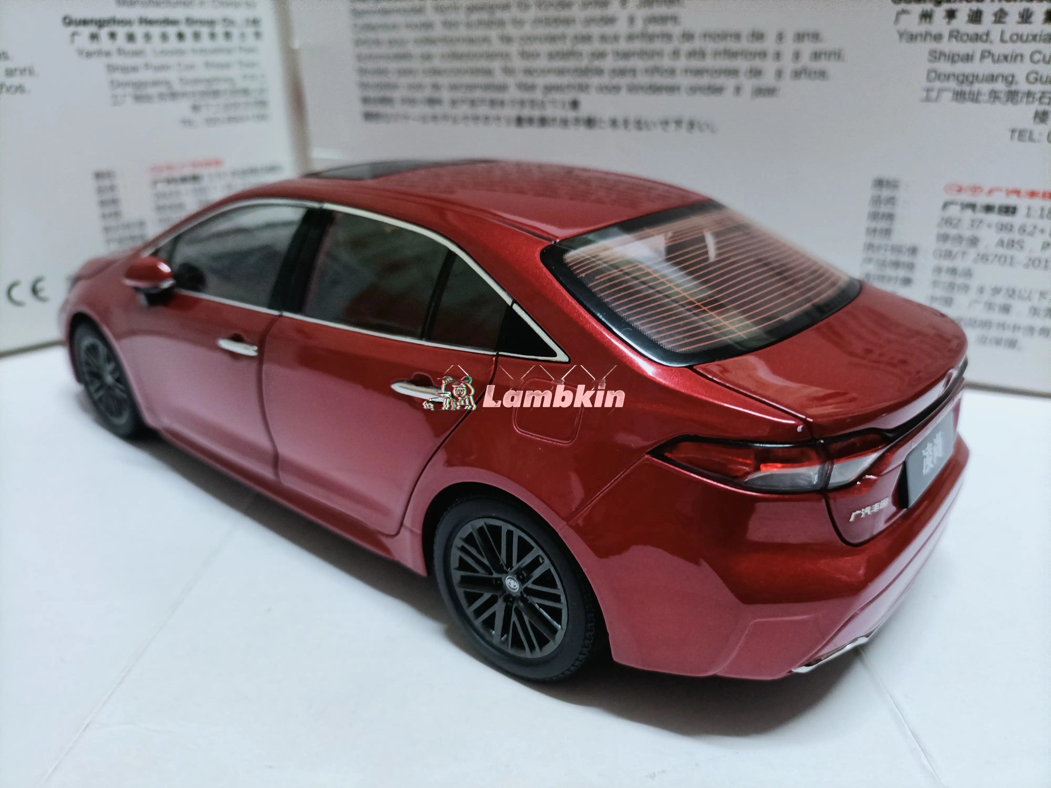 GAC original Ling Shang aleación coche que se puede abrir modelo 1/18 TNGA 2021 Coral Rojo