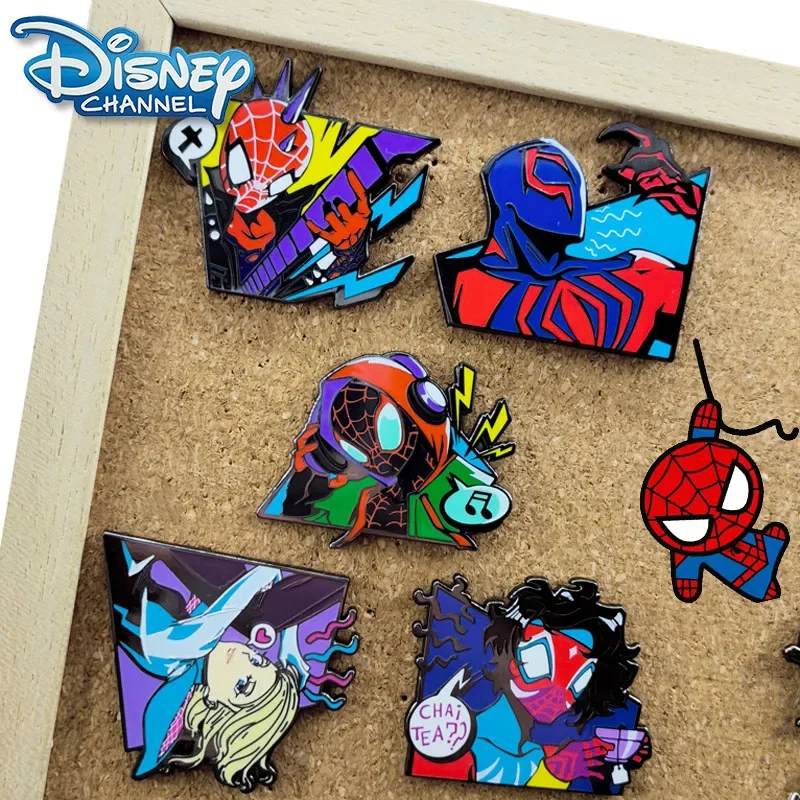 

Disney Spider Man Badge Brooches Cute Cartoon Backpack Decoration Spiderman Accessories for Boys Gift Jewelry for Kids Gift