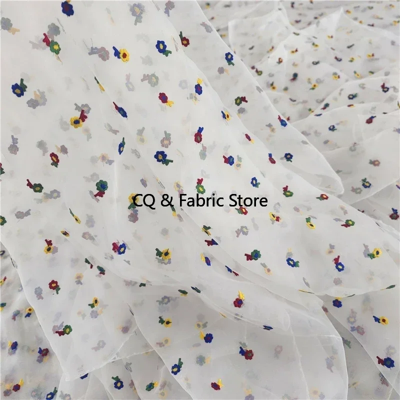 

Сетчатая ткань с вышивкой из органзы, французская ретро свежая маленькая цветочная ткань с вышивкой, платье, одежда, декоративная ткань для шитья