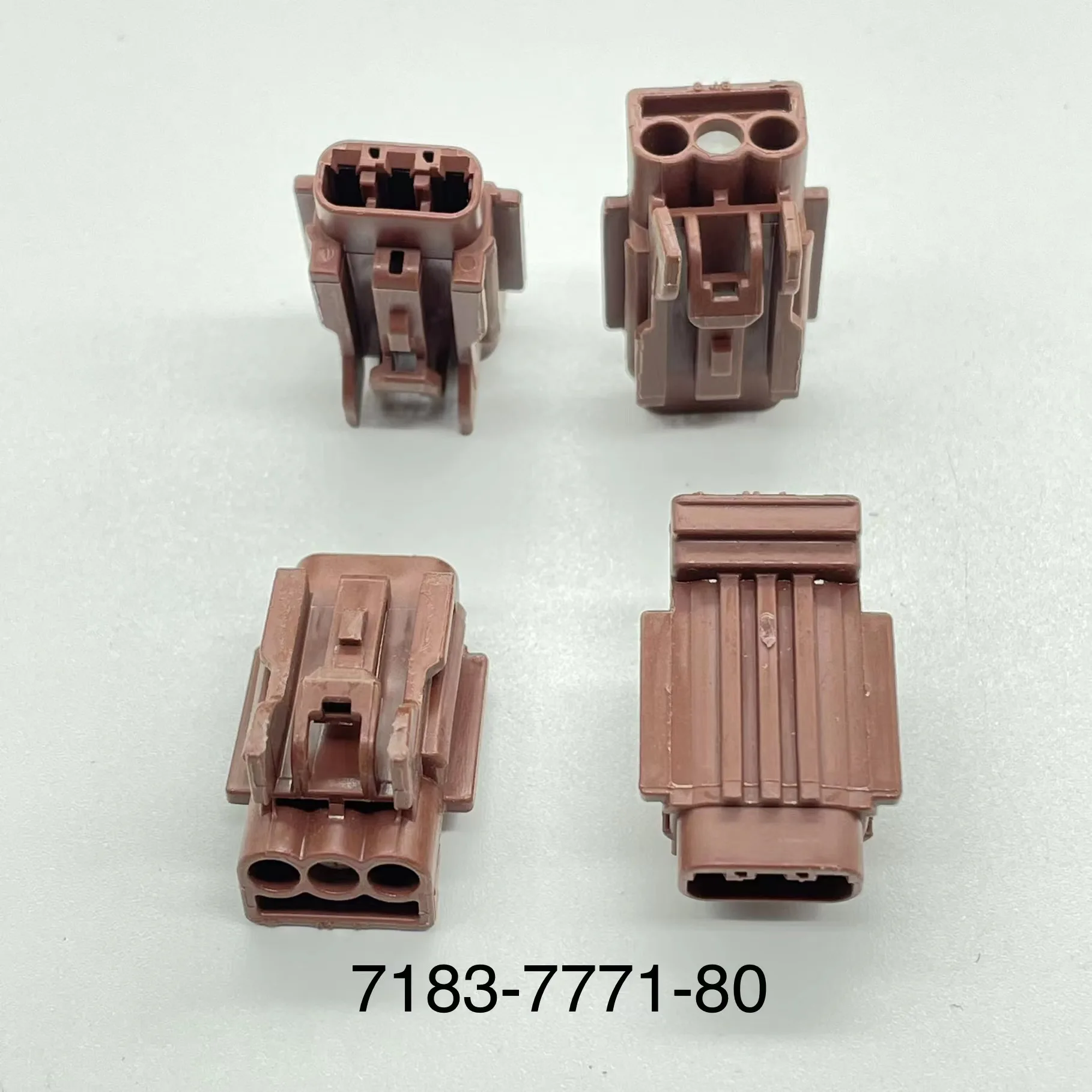 

original connector 7183-7771-80