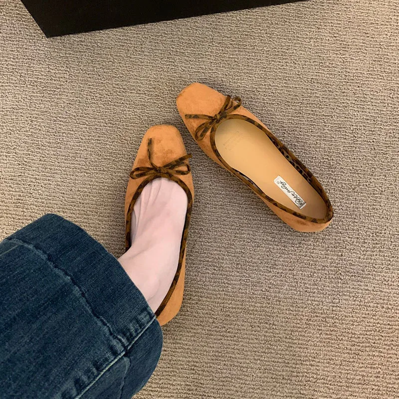 Weiche Damen-Flats mit Schuhen, neu im Frühling und Herbst, flache modische Schuhe mit Schmetterlingsknoten für Damen, Slip-On-Schuhe. – Detail 4