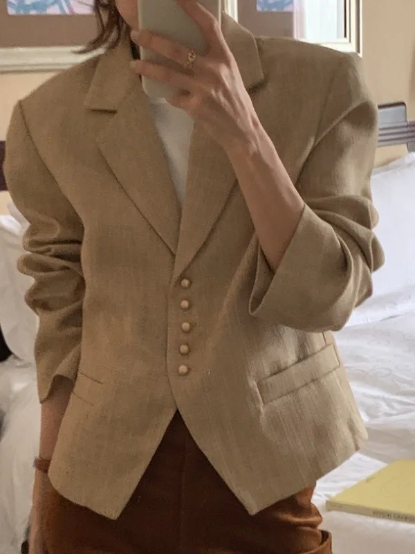 

Spring 2025 Dongda Gate Retro ort Single-Button Women's Jaet Pure Color Long Sve Faionable Ele Sle