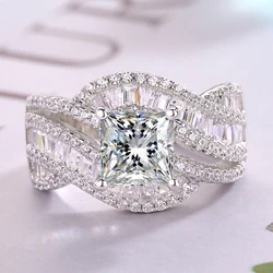 Huitan Gorgeous Women Wedding Rings Full Bling Iced Out CZ Stone Modern Fashion Design Engagement Anniversary Party Lady Jewelry