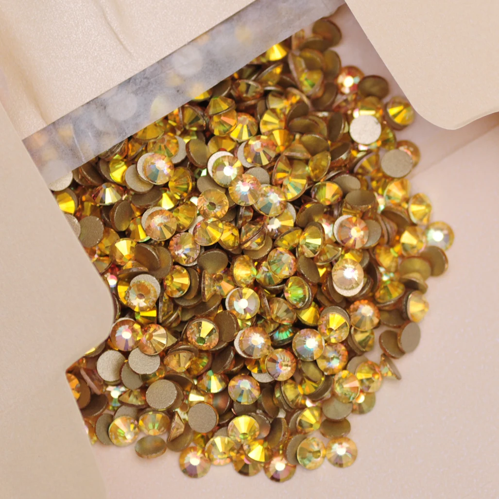 New Sunshine Gold Strass Non hotfix Flatback Glass Strass Glitter Nail Charms gemme per decorazioni per abbigliamento Nail Art