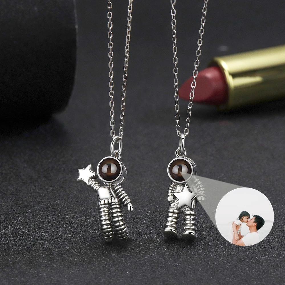 

Custom Photo Projection Photo Necklace for Women Men Astronaut Star Pendant Necklace Lover Personalized Gift Couple Jewelry