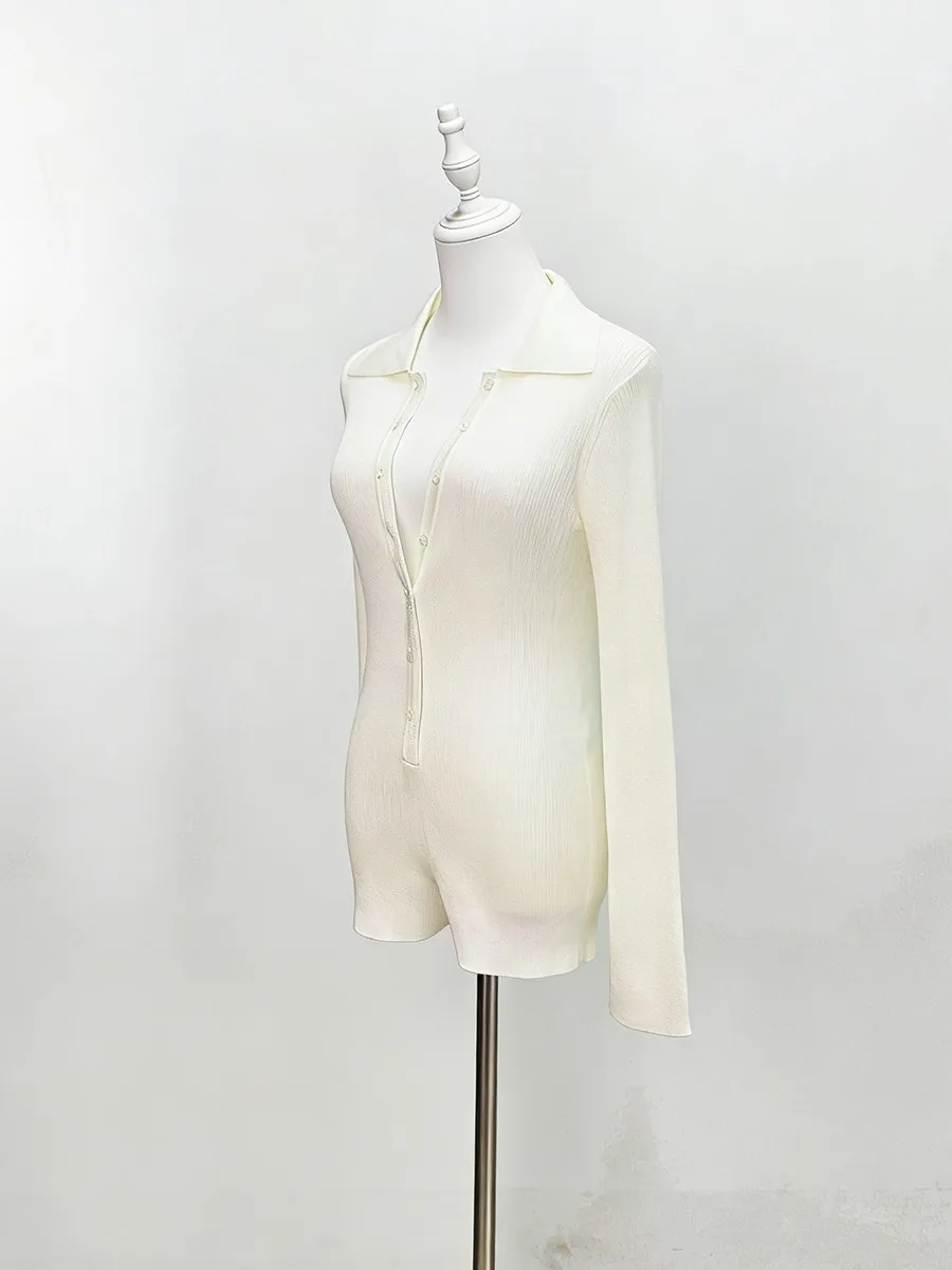 Mono de Punto TWOTWINSTYLE, Ajustado, con Cuello Solapa, Manga Larga, Estilo Minimalista para Mujer