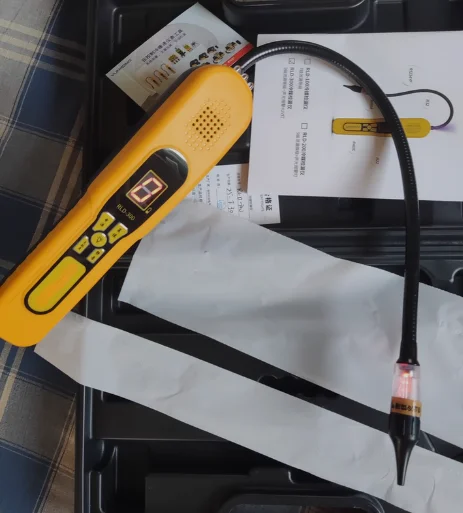 Electronic R32 Refrigerant Leak Detector with High Sensitivity, for Automotive AC & Home Refrigerator Maintenance