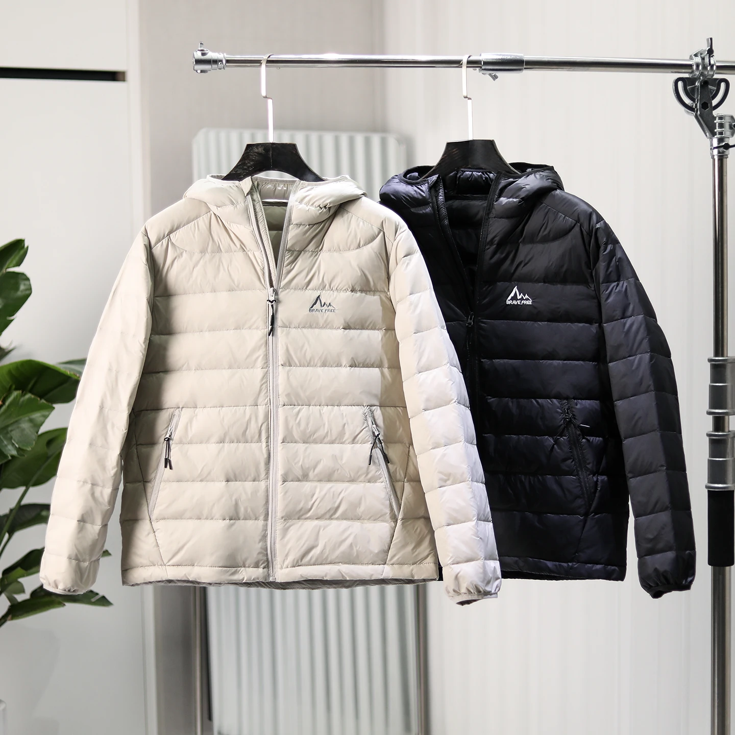 

Men's Outdoor Casual down Jaet Lightweight Windproof Warm Hooded White Du down Filling Regular Fit Nylon Fabric