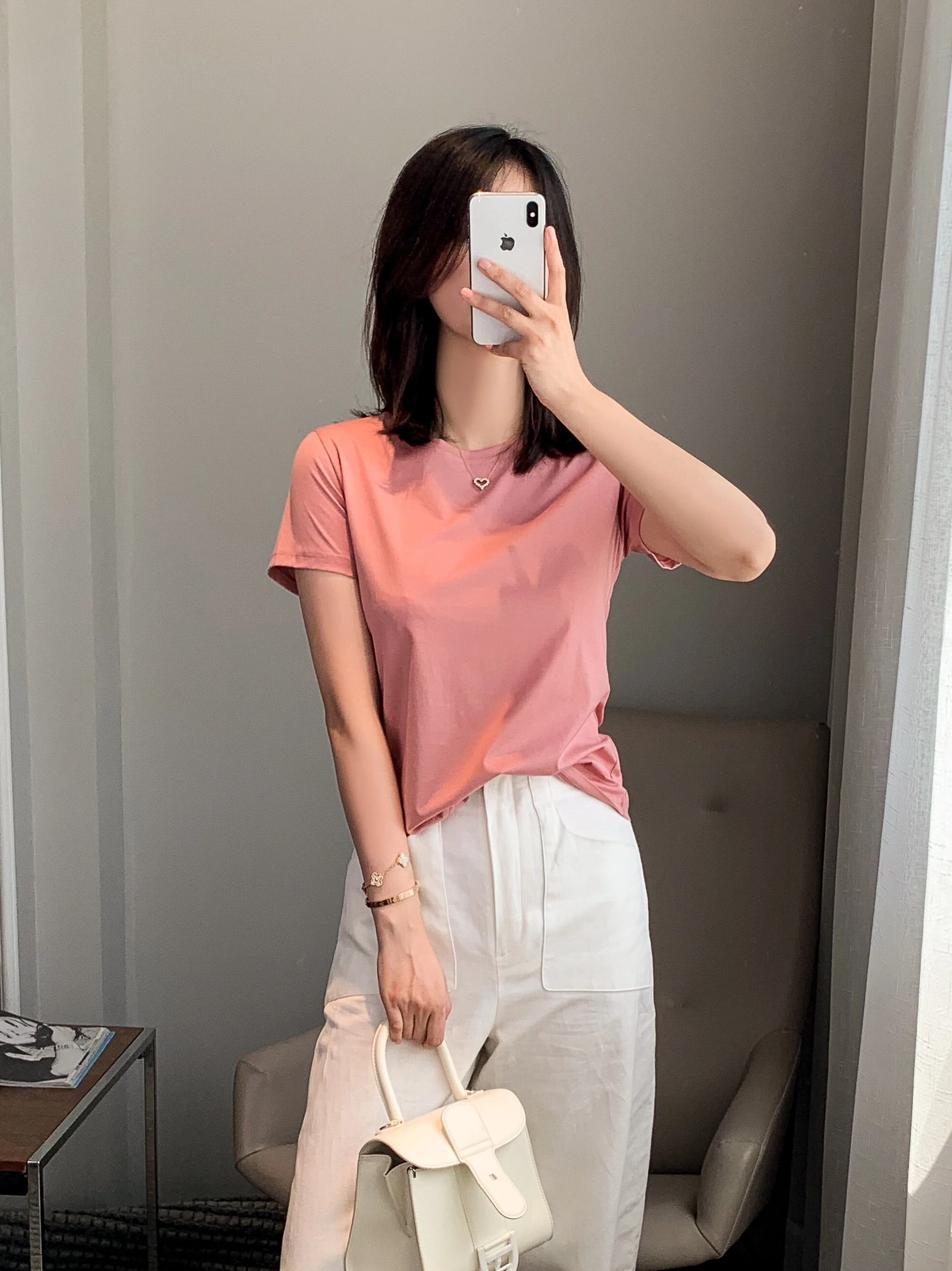 

Новая летняя женская приталенная футболка с коротким рукавом и круглым вырезом, однотонная, повседневная, из тонкого хлопка и лиоцелла, розовая, укороченная