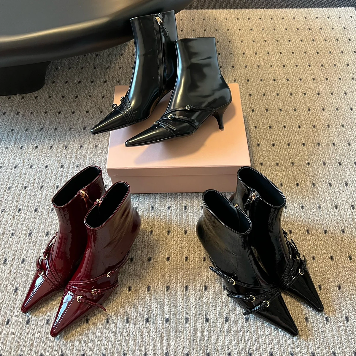 

NIGO Women's Kitten Heel Pointed Short Boots Autumn And Winter Temperament Elegant Sexy Patent Leather Red Ankle Boots #NGSH1412