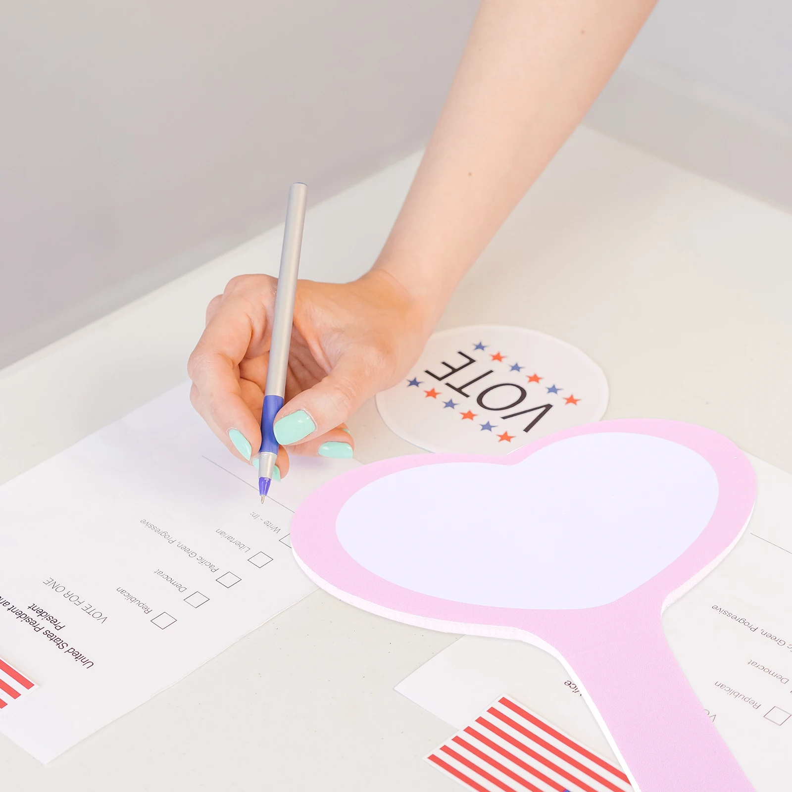 Erasable Scoreboard Single Side Write Blank Board Judges Heart Shaped Handheld Whiteboard Small Size