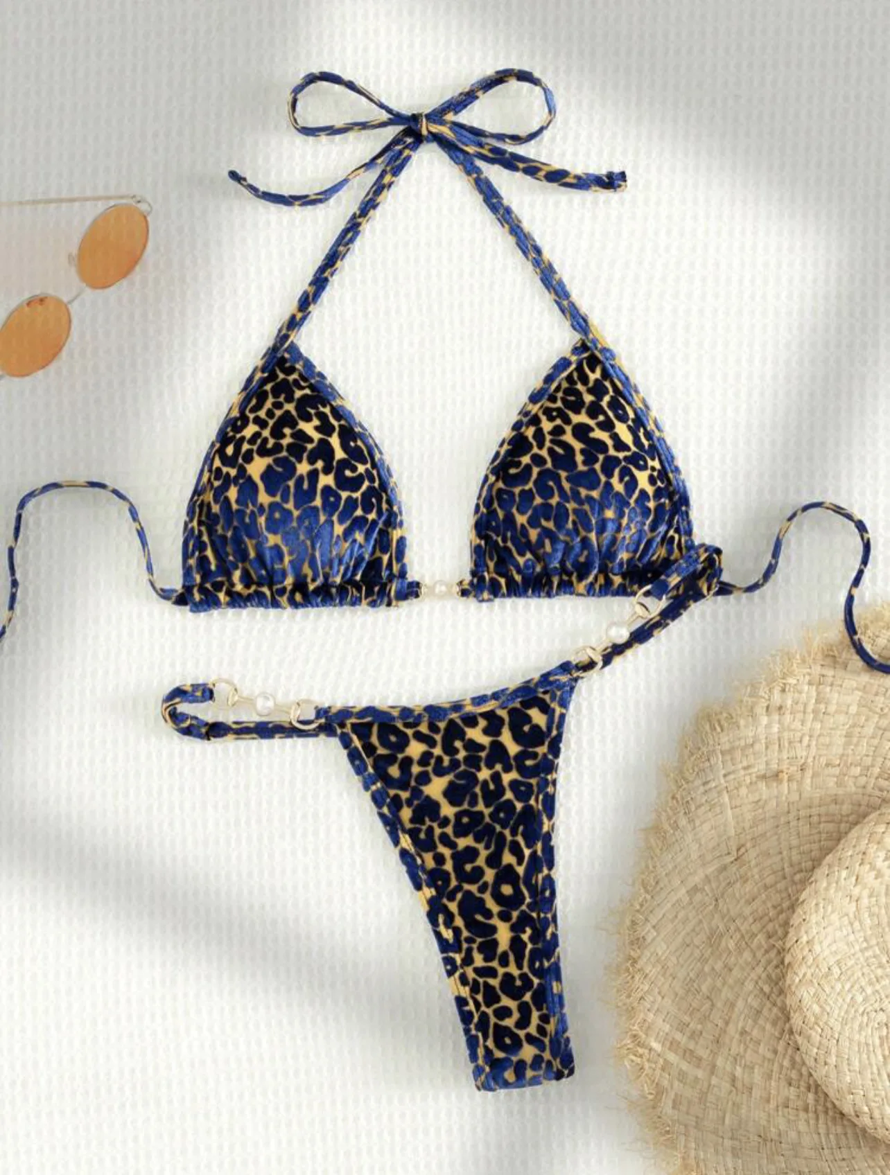 Sexy leopardo biquíni brilhante, tanga feminina swimwear, suspensório com cordões de cintura baixa, maiô sem encosto, moda praia, 2 peças, 2024