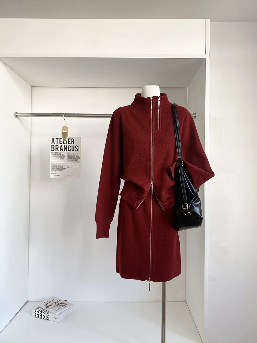 

2025 Winter New Korean Style Lazy Fashion Pure Color Versatile Sweater High Waist Slim A-Line Skirt Two-Piece Set Women's Fas...