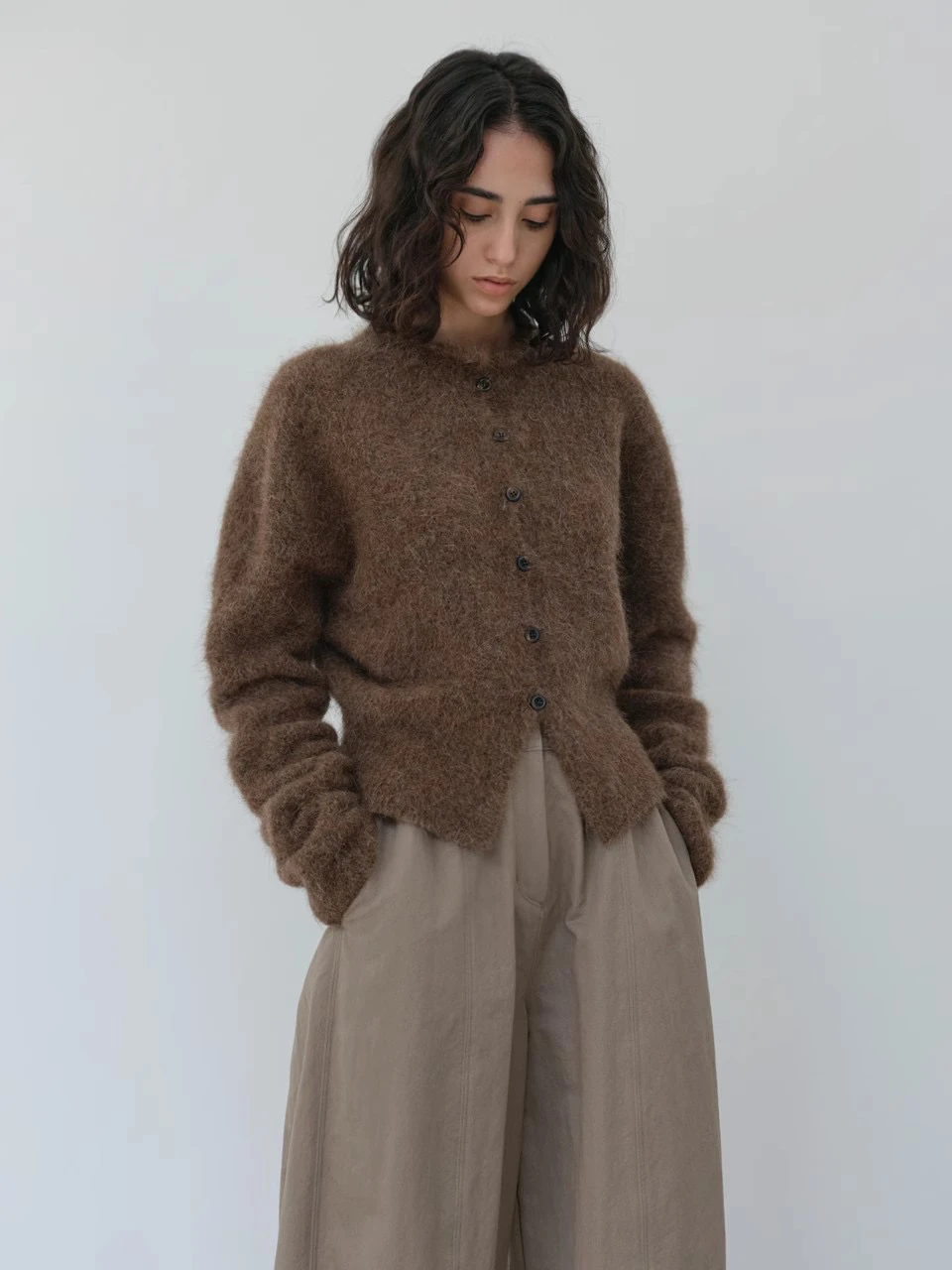 

Warm Brown Woolen Long Sve Button Sweater PREON Workmoia Autumn Winter Alpaca Wool Knitted Cardigan Regular Fit Single Piece