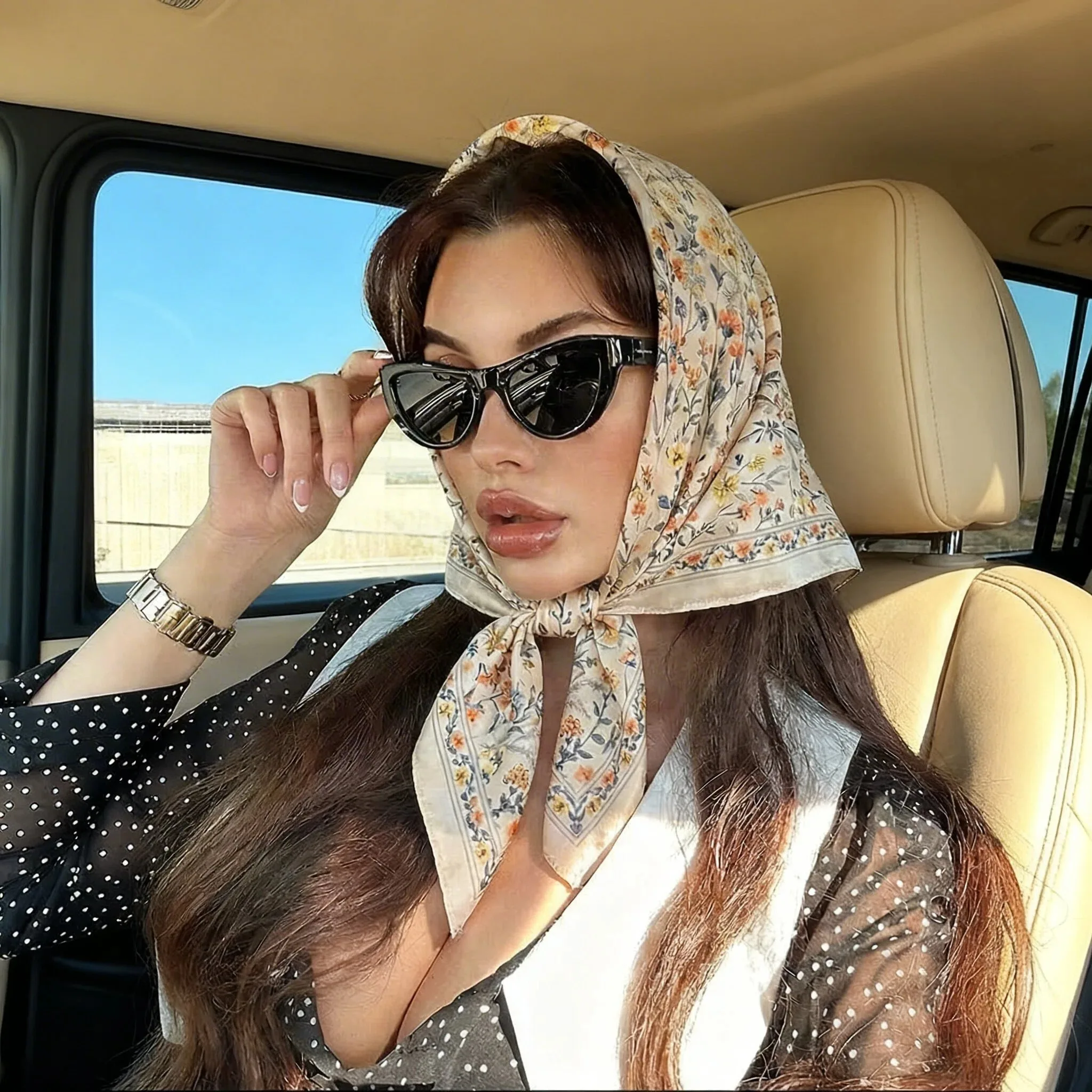 

Роскошный дизайнерский квадратный платок-бандана для женщин, атласная шаль, хиджаб, повязка для волос, наручный платок, роскошный головной убор 70*70 см, эшарп