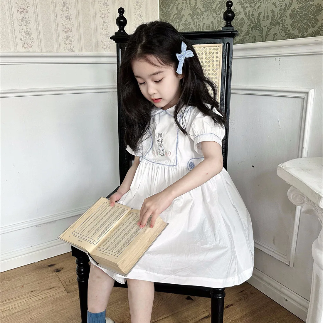 New Summer Cute Girls Dress Cartoon Bunny And Carrot Embroidery Princess Party Dresses For Kids Children Birthday Present