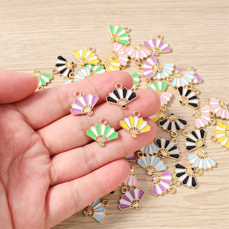 10 Stück 17 x 15 mm niedliche bunte Emaille-Fächer-Anhänger-Verbinder für die Schmuckherstellung, DIY-Halsketten, Ohrringe, handgefertigtes Kunsthandwerk, Zubehör – Detail 3