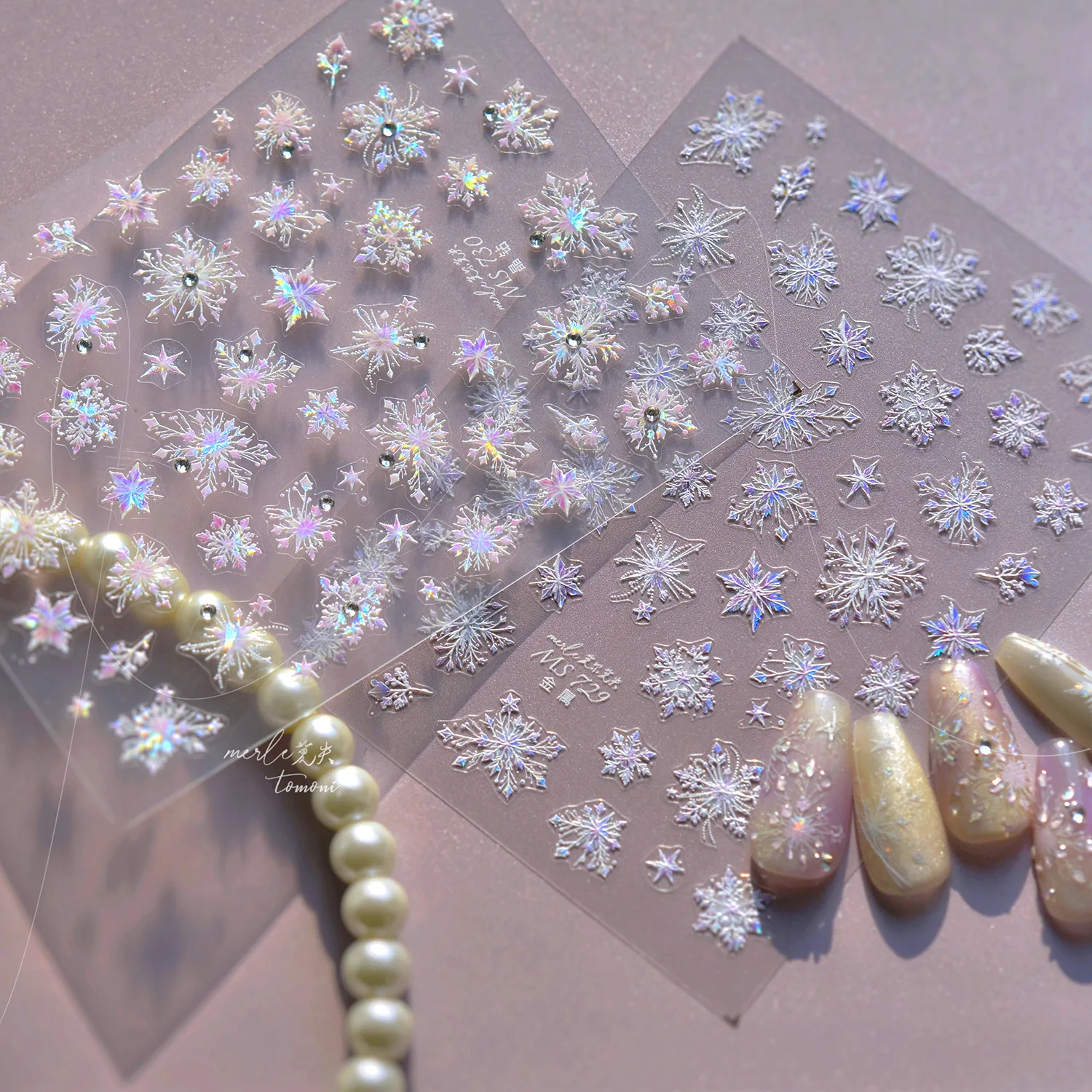 1PCS Rhinestone สติกเกอร์เล็บคริสต์มาสเงาหิมะสีฟ้า 5D Self กาวสติกเกอร์เล็บ DIY ฤดูหนาวเล็บ Decora วัสดุชิ้นส่วน