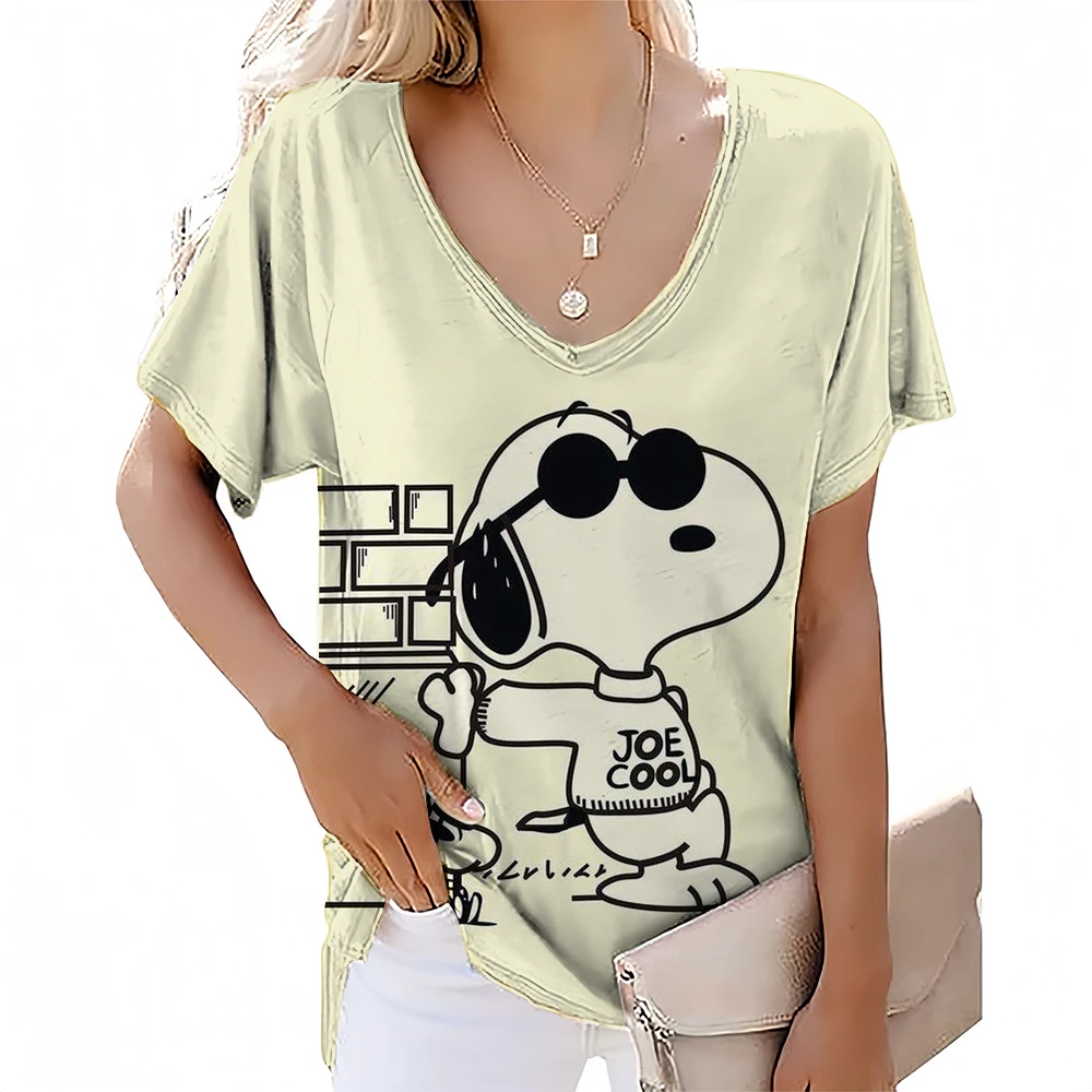 Women\'s T-shirt Snoopy print T-shirt Summer V-neck short sleeved T-shirt Large Women\'s Harajuku Street Summer Popular T-Shirt ﻿