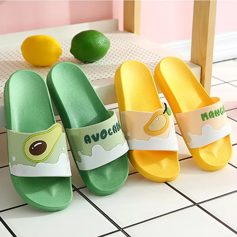 New Shoes for Women PVC Slippers Fashions Cartoon Fruit Sandals Flip Flops Summer Casual Beach Home Bath Thick Non-Slip Slippe