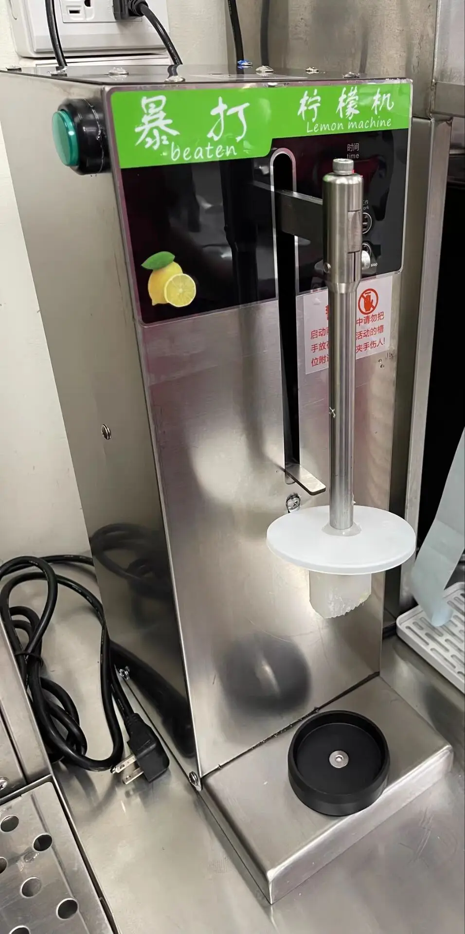

Commercial Electric Lemon Crushing Machine Stainless Steel Lemon Beater For Beverage Shop Easy Operation