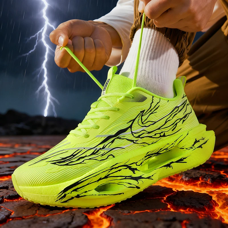Couple Carbon Plate Running Shoes Ultra-Light Breathable Anti-Slip Sport Shoes Shock Absorption Wear Resistant Casual Sneakers