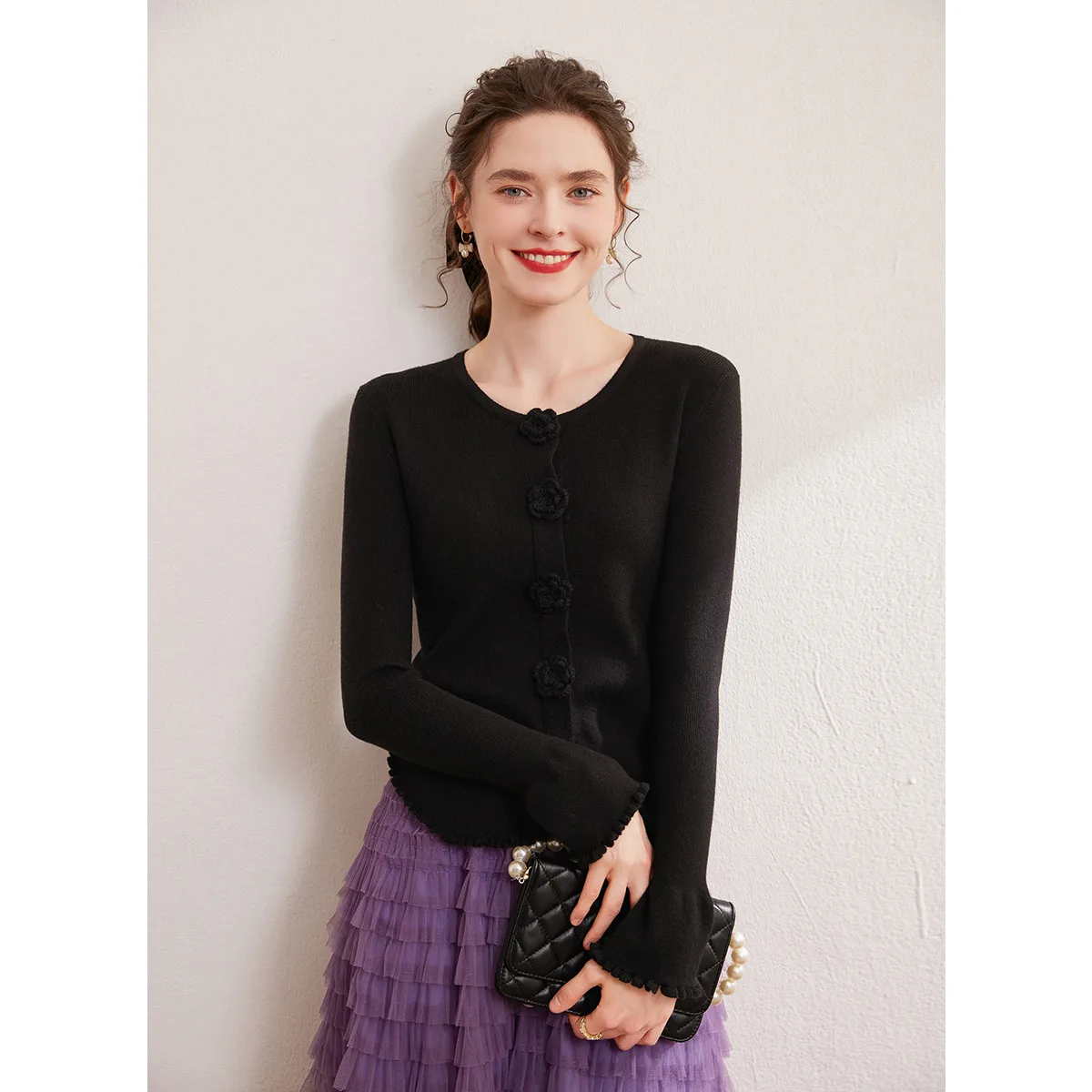 LOUIS YAO 2024 Winter Three Dimensional Flower Wave Edge Fashionable Sweet Slim Fit Hoodie Long Sleeve Women's Knitted Sweater