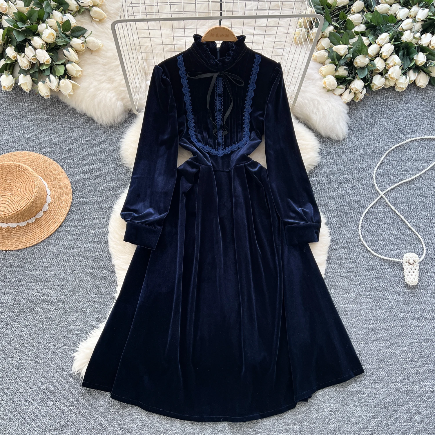 Vintage Stand Neck Lace-up Elegant Long Sleeves Chic Lace Spliced Slim Velvet Dresses French Evening High Street Winter Clothing