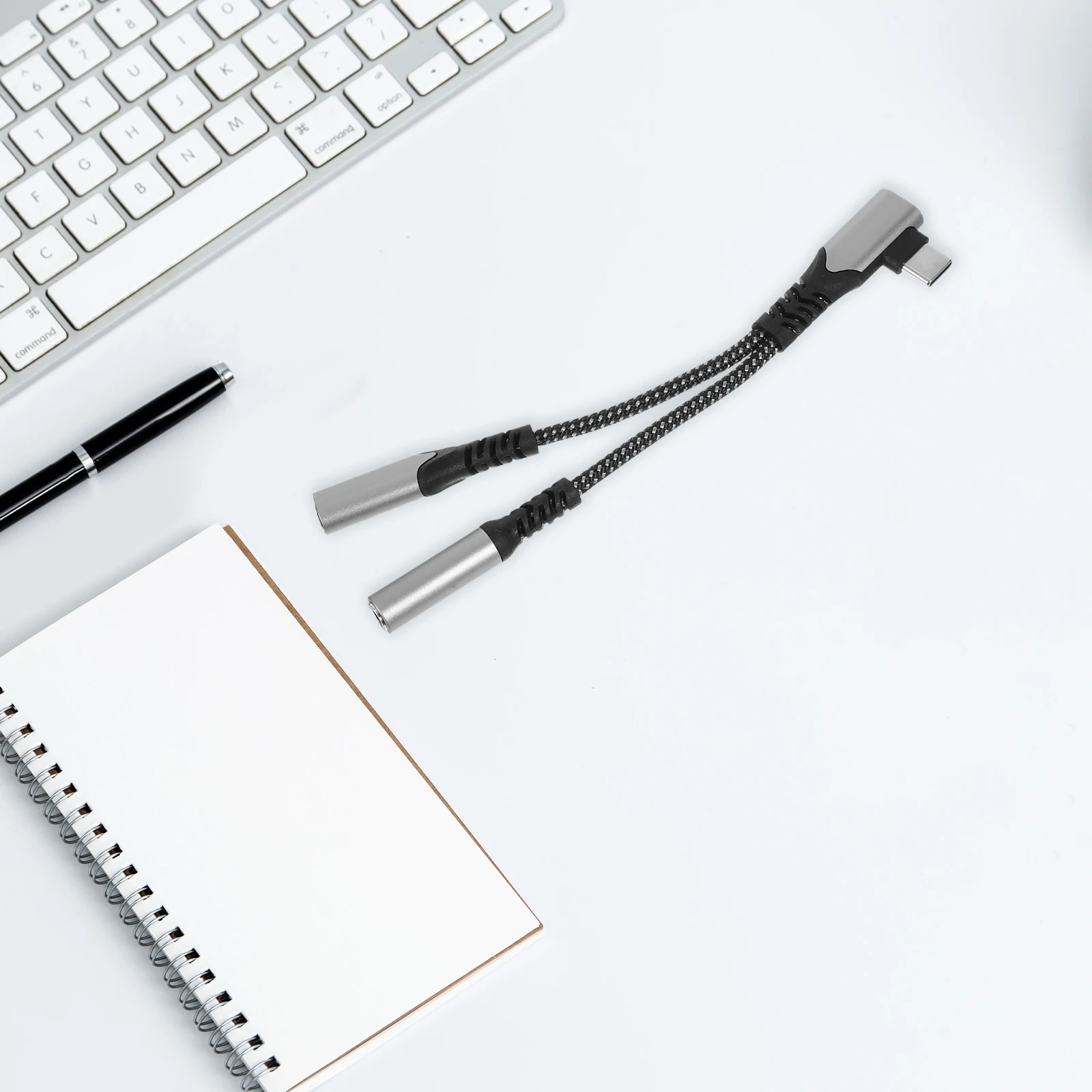 

Type-C to Aux Adapter USB C Headphone Adapter Supports 60W Charging Crystal Clear Audio for Modern Tech Setup Audio Cable