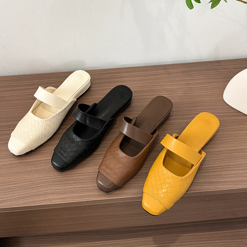 

2026 Spring/Summer New Low-Heel Open-Toe Slip-On Women's Yellow Strap Mule Retro Roman Sandals