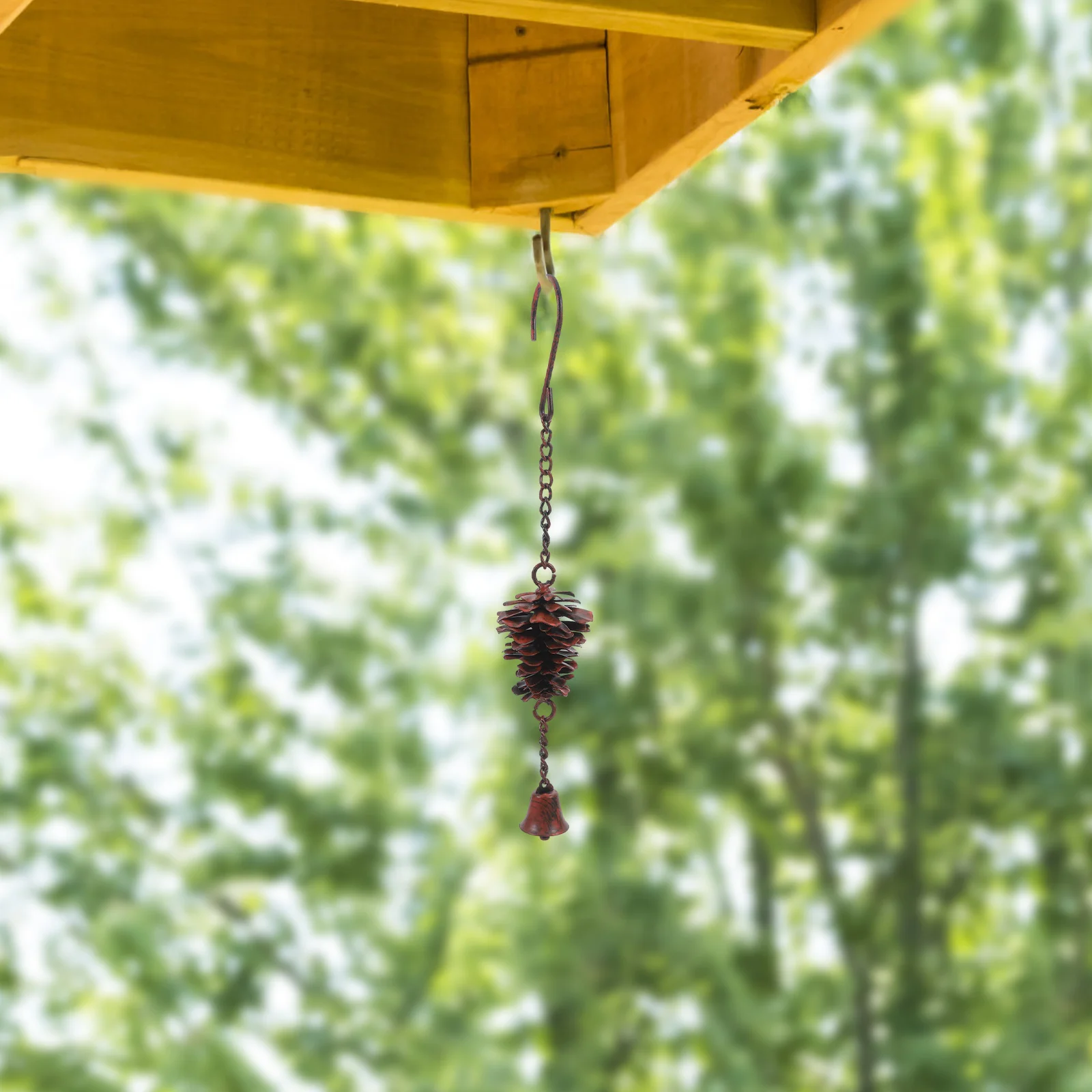 

Metal Pinecone Wind Chime Outdoor Garden Hanging Decor for Porch Patio Rustic Holiday Christmas Decoration Pinecone Decorations