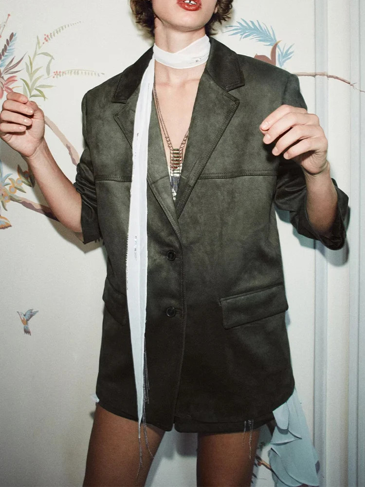 

Европейский и американский стиль, осенняя новая мода, простая женская повседневная темпераментная куртка с длинными рукавами и замшевым эффектом