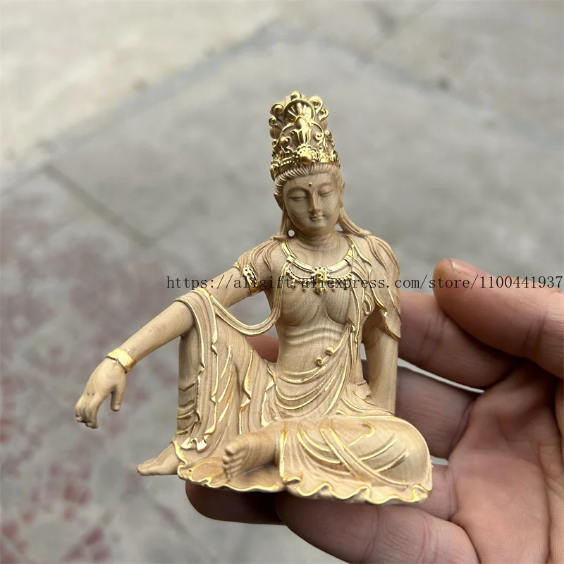

Small Leaf Boxwood Woodcarving Buddha Statue with Water Moon Theme Chinese Zen Style Artwork for Home Altar Living Room Decor