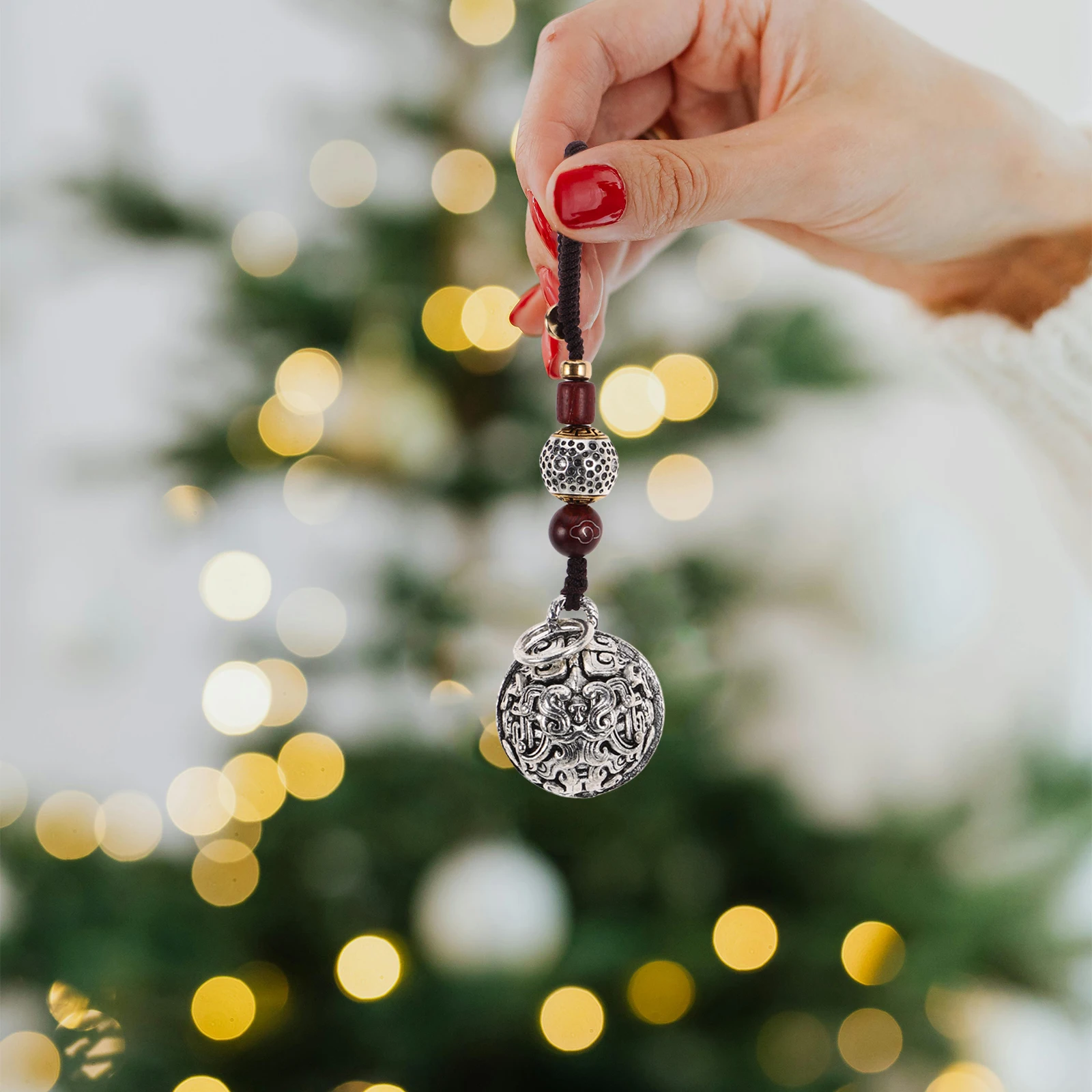 

Car Keychain Chinese Style Braided Rope Tibetan Silver Alloy Pendant Key Ring Charm Lucky Accessory