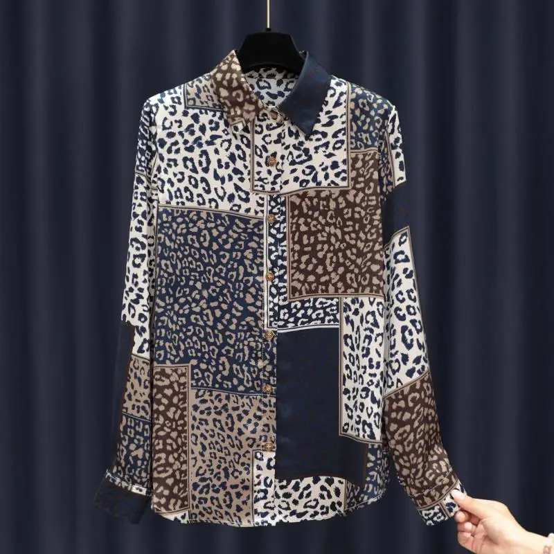 2022 moda elegante estilo coreano cetim camisa feminina primavera novo leopardo retalhos topo casual polo pescoço manga longa senhoras blusas