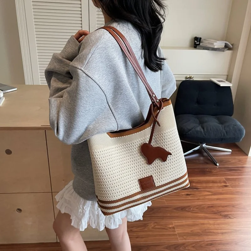 넓은 여성용 토트백, 여러 개의 포켓이 있는 가죽 핸드백, 유명 디자이너 클래식 컬렉션