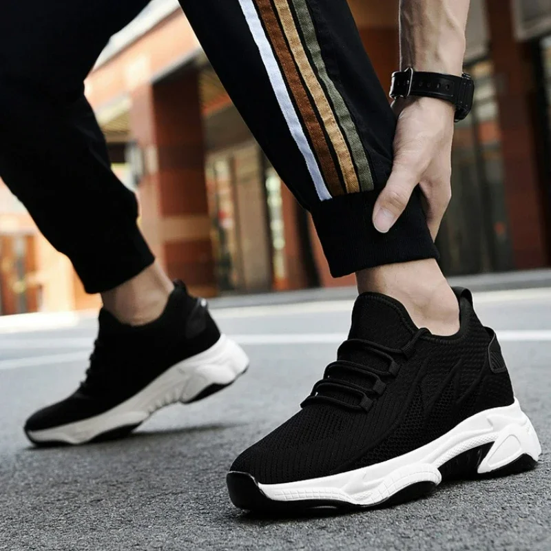 Herrenschuhe, 10 cm höhenverstellbare Sneaker, atmungsaktive Freizeitschuhe für den Außenbereich, Schnürschuhe, Herren-Laufschuhe, Mesh-Material, weiche Sohle, Schuhe mit erhöhter Sohle. – Detail 7
