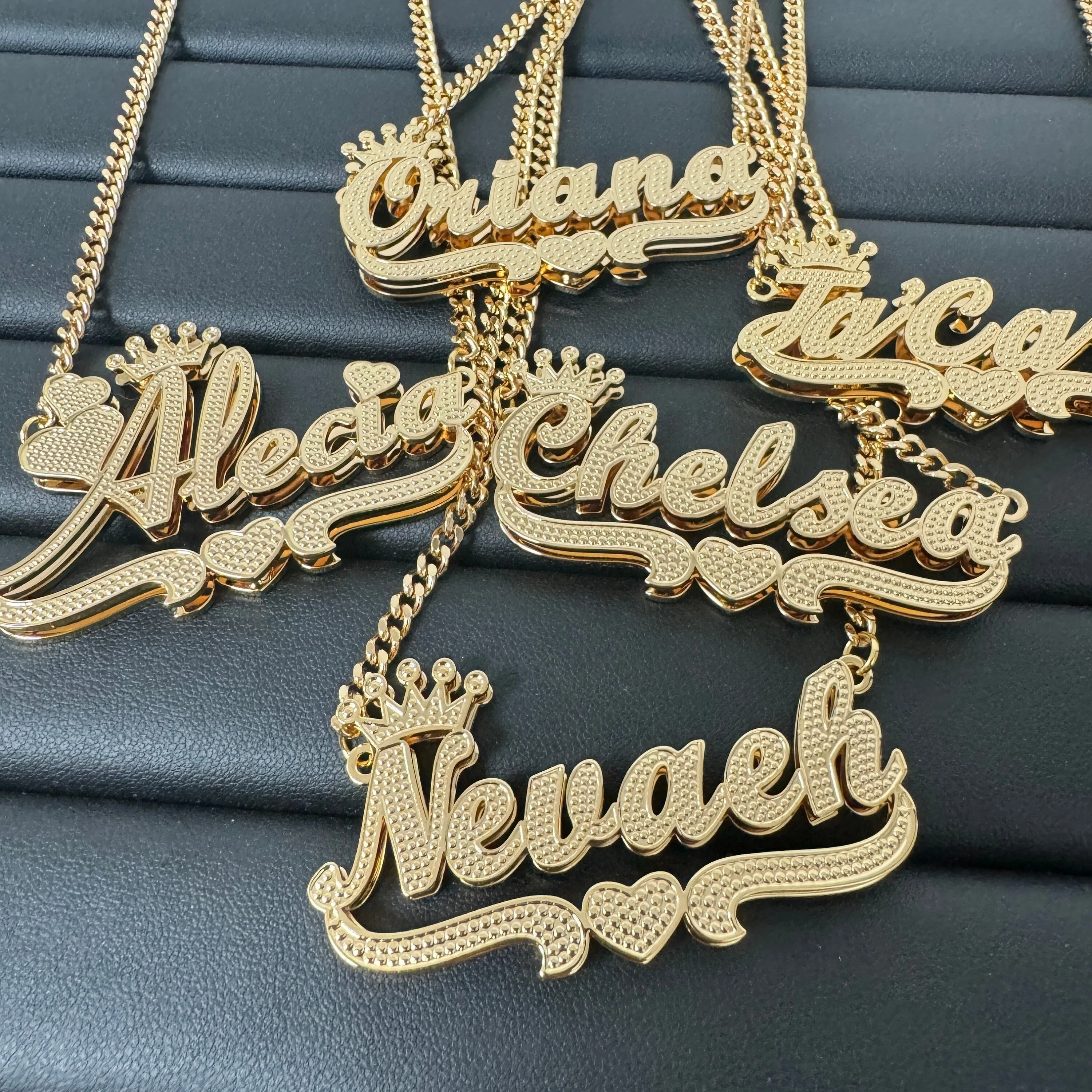 Custom Double Name Necklace with Crown 3D Two Tone Name Pendant Personalized Gold NamePlate Jewelry Gifts For Women