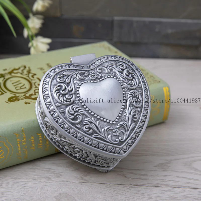 

Retro Heart-Shaped Jewelry Light Luxury Jewelry Brooch Ring Box Stud Earrings Box Gift Accessory Storage Box