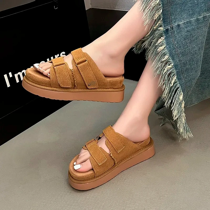 

Thick-soled non-slip soft-soled slippers for women to wear outside summer 2024 new casual sandals retro flatform open-toesandals