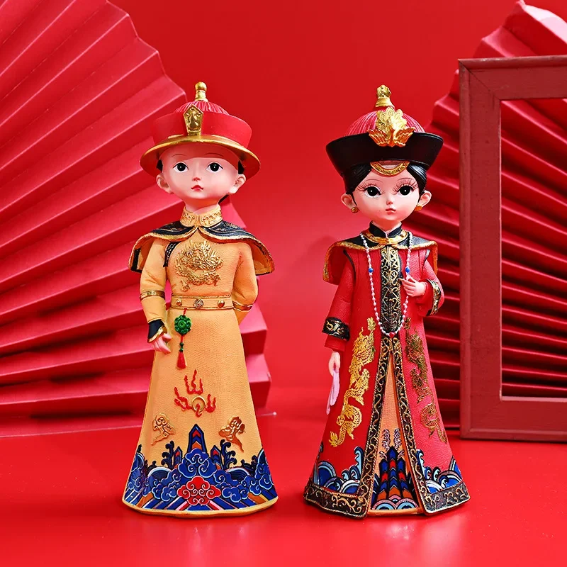 12/18/23cm Retro Court Resin Ornaments Emperor Queen Home Desktop Characters Ornament Wedding Furnishing Decoration Gifts