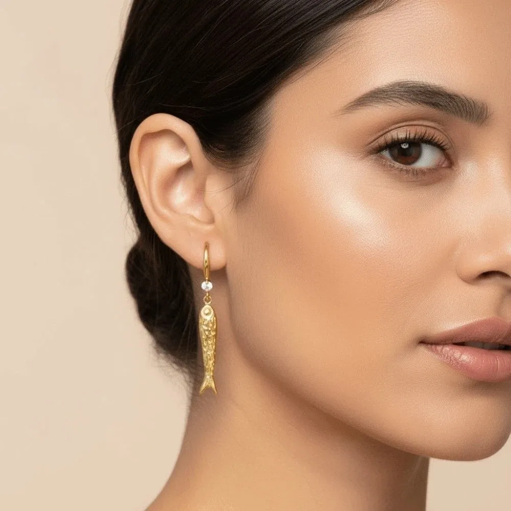 1 par de Brincos DIY de Peixe Banhados a Ouro, Mini Peixe Dourado Requintado, Brincos de Metal Mini Carpa, Brincos de Peixe Dourado com Strass à Prova d'Água