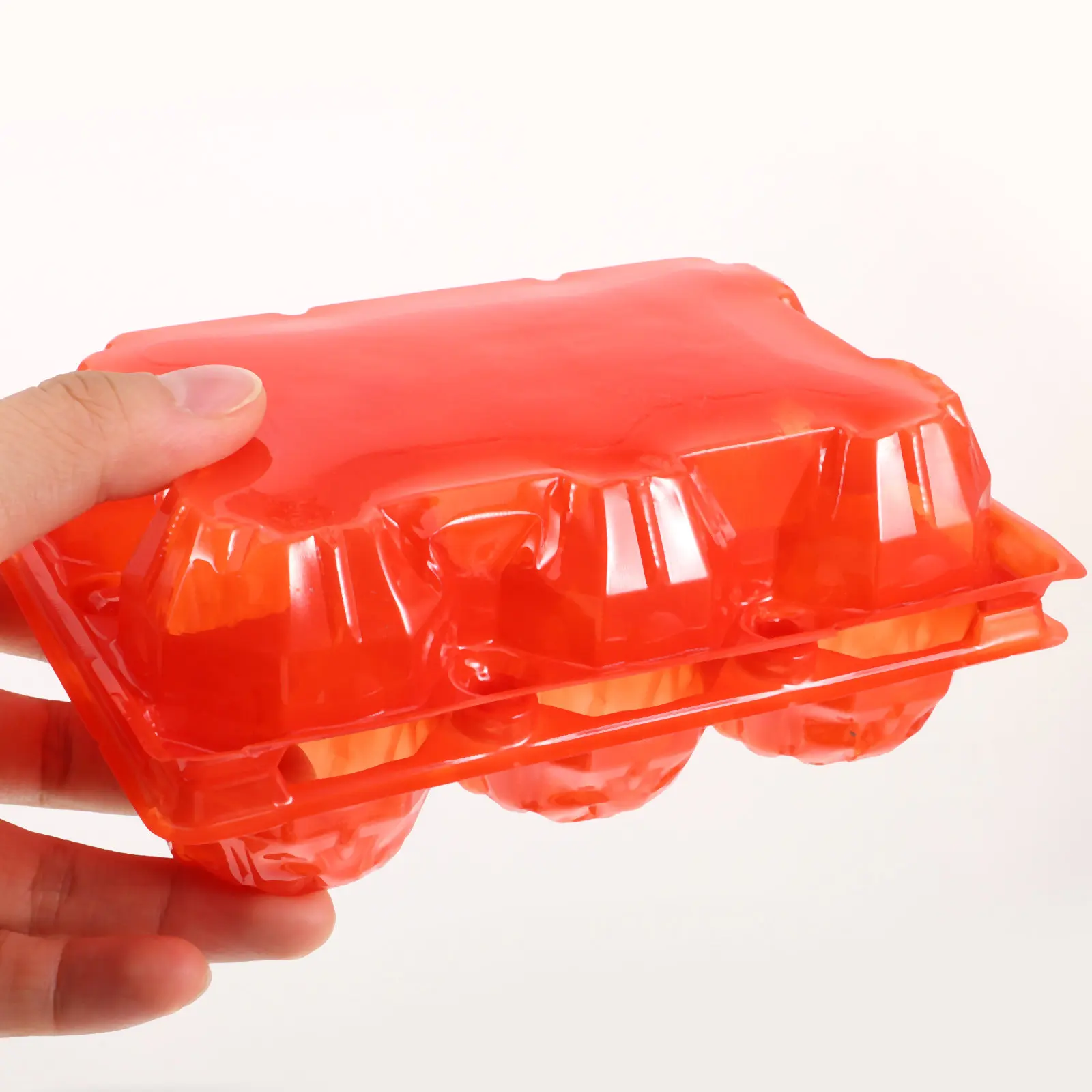 

100Pcs Red Plastic Chicken Egg Cartons Sturdy Egg Storage Container Organizer Tray for Home Kitchen Restaurant
