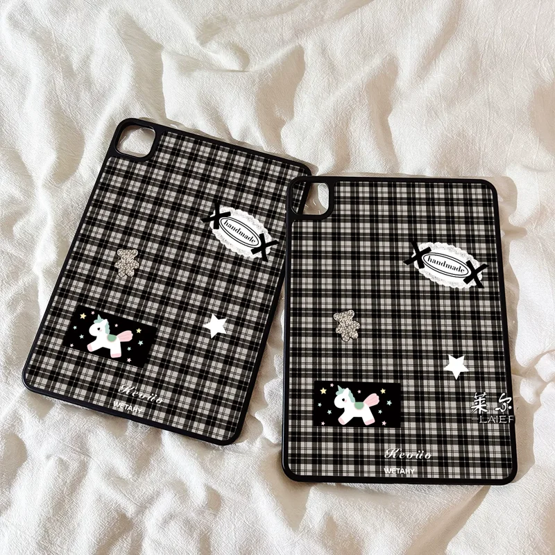 Grid Striped Pony Pixel Cat Niche Tablet Case For iPad Pro 13 11th A16 12.9
