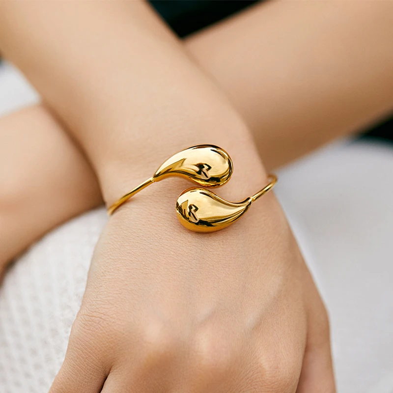 PRISCA | Stainless Steel Waterdrop Bracelet Women Simple Trendy Jewelry 18k Gold Hot Sale Wholesale