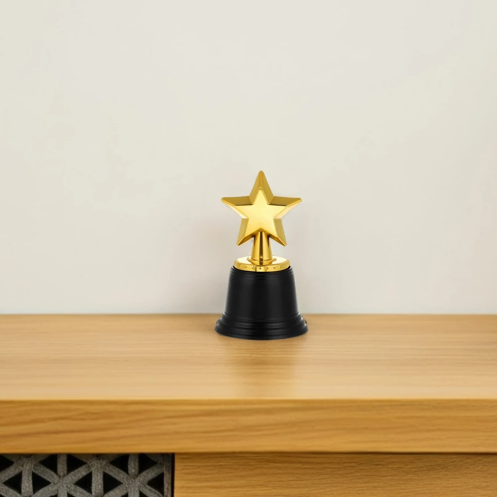 

5pcs Star Trophy Plastic Trophies Prop Durable Plastic Awards for School Sports Competition Kids Winner Prop Trophies